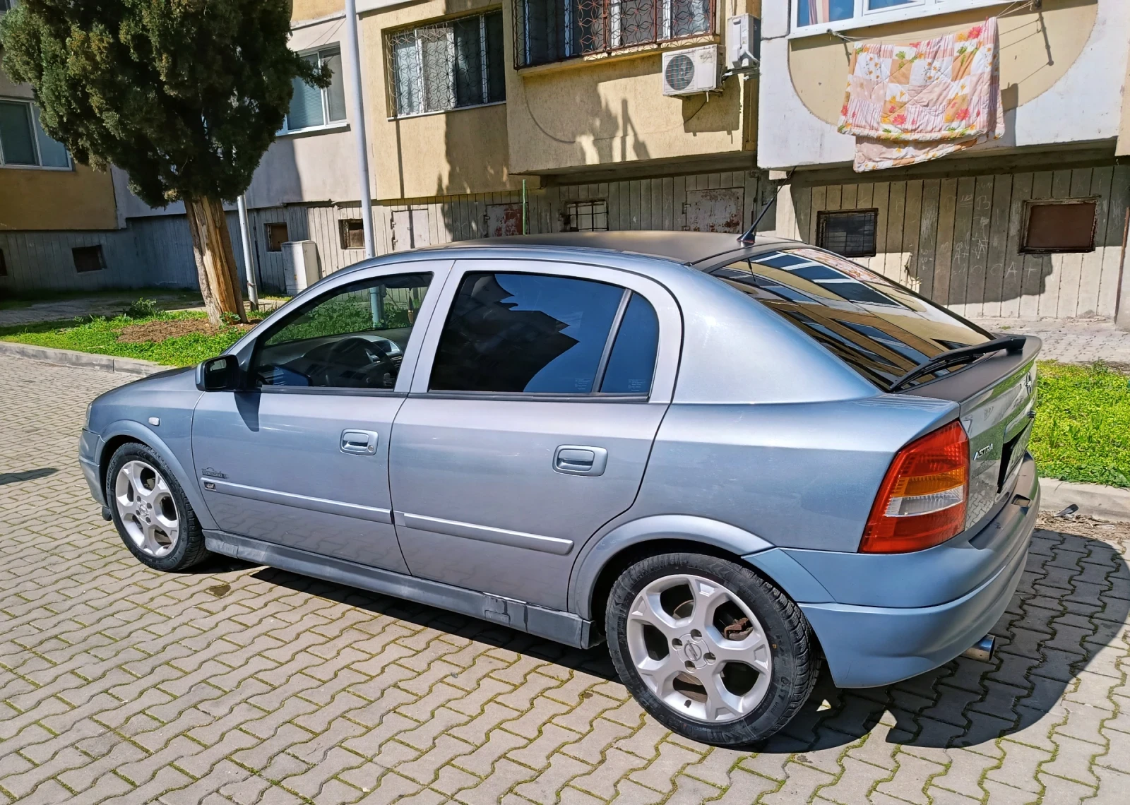 Opel Astra, снимка 3 - Автомобили и джипове - 53847037