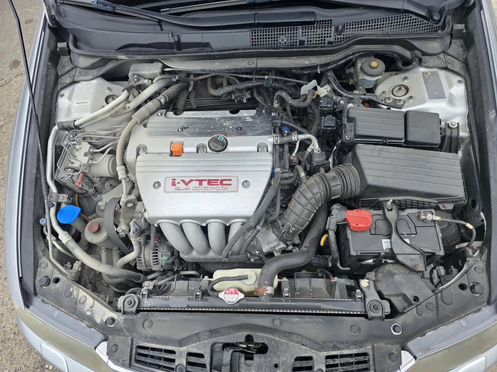 Honda Accord 2.4 V-TEC DISTRONIC, снимка 13 - Автомобили и джипове - 53997506