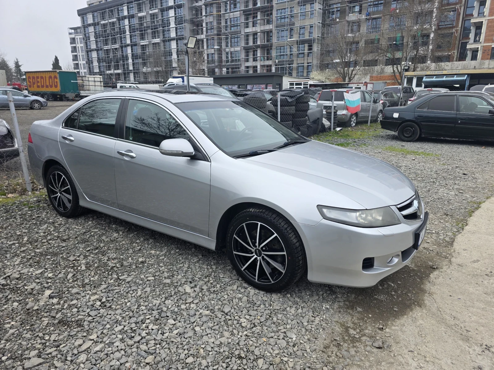 Honda Accord 2.4 V-TEC DISTRONIC, снимка 3 - Автомобили и джипове - 53997506