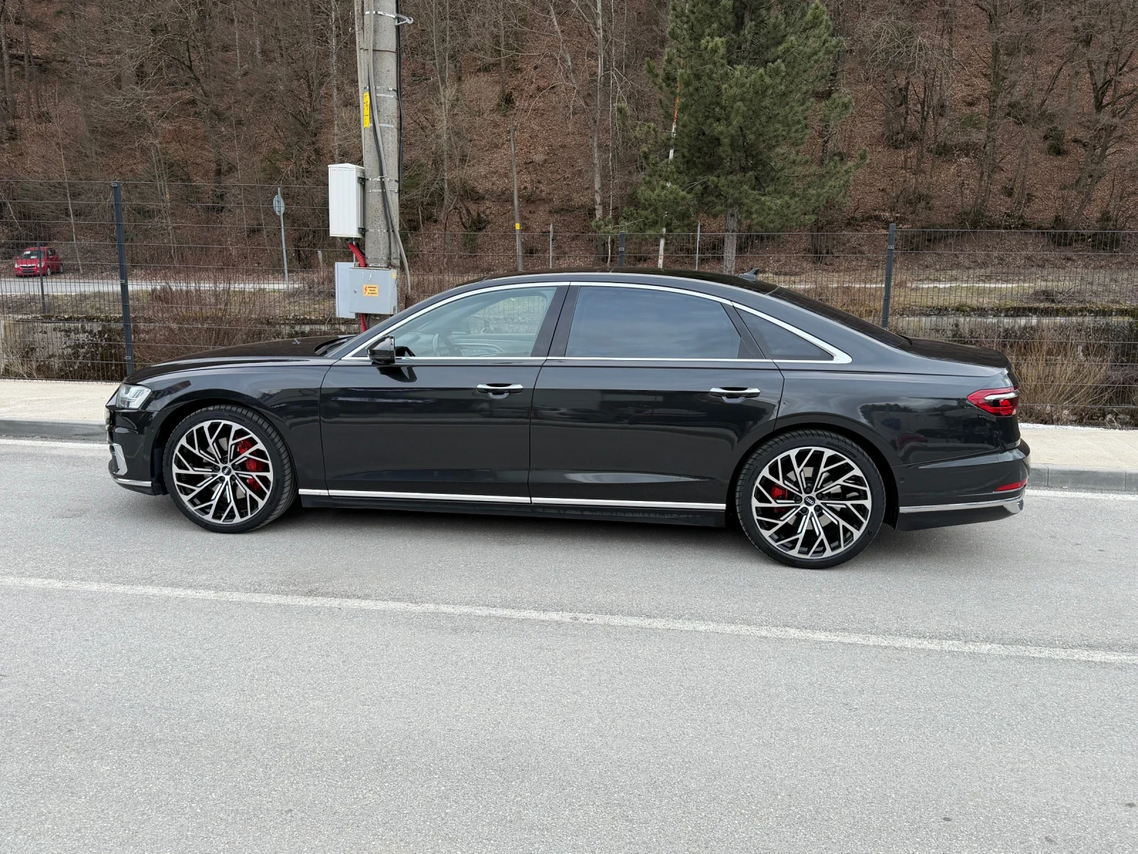 Audi A8 5.0 TDI Mild Hybrid/ B&O FULL, снимка 3 - Автомобили и джипове - 54351447
