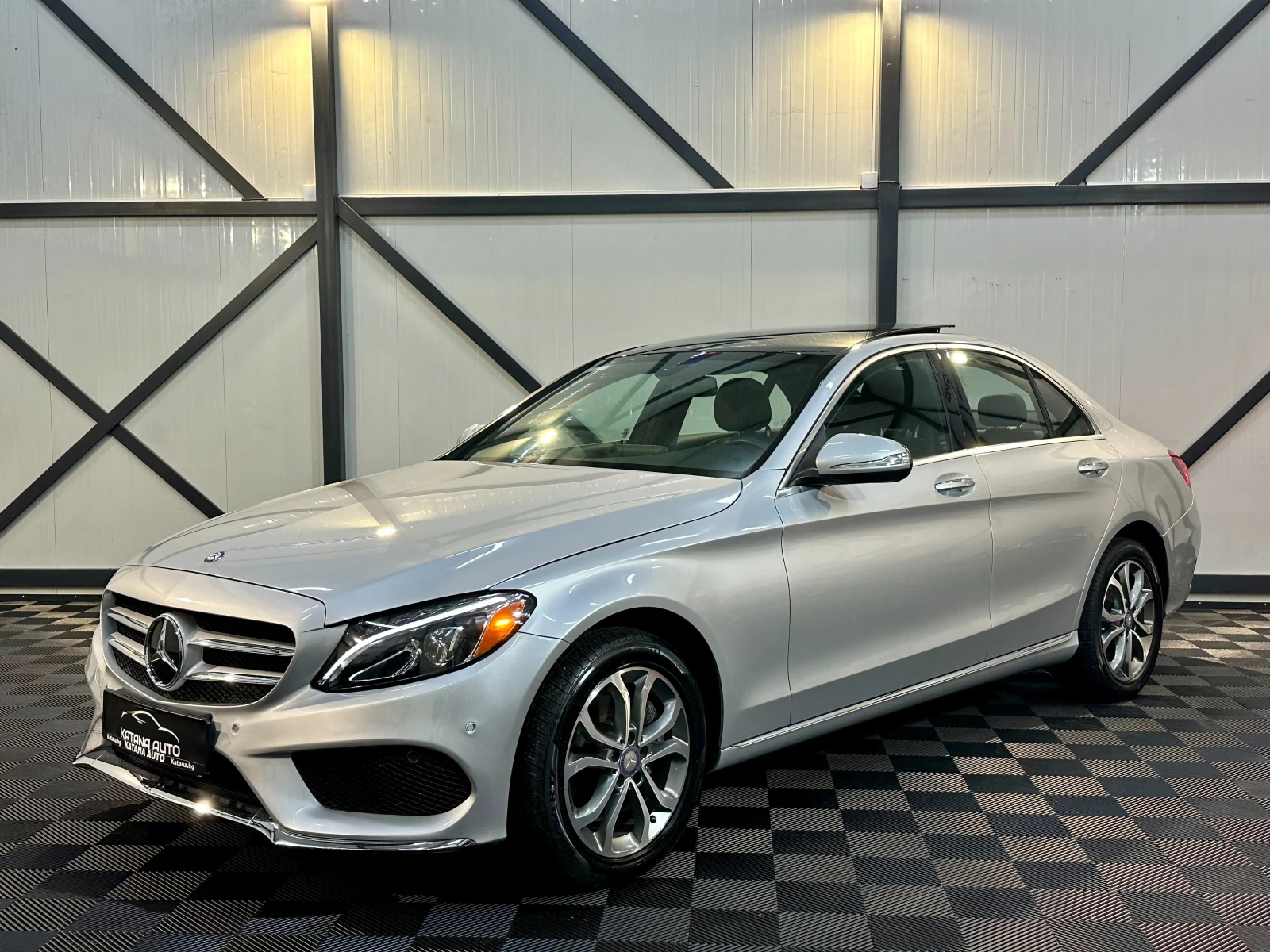 Mercedes-Benz C 300 * AMG LINE* 4MATIC* 61 000км* ПОДГРЕВ* PANO* 