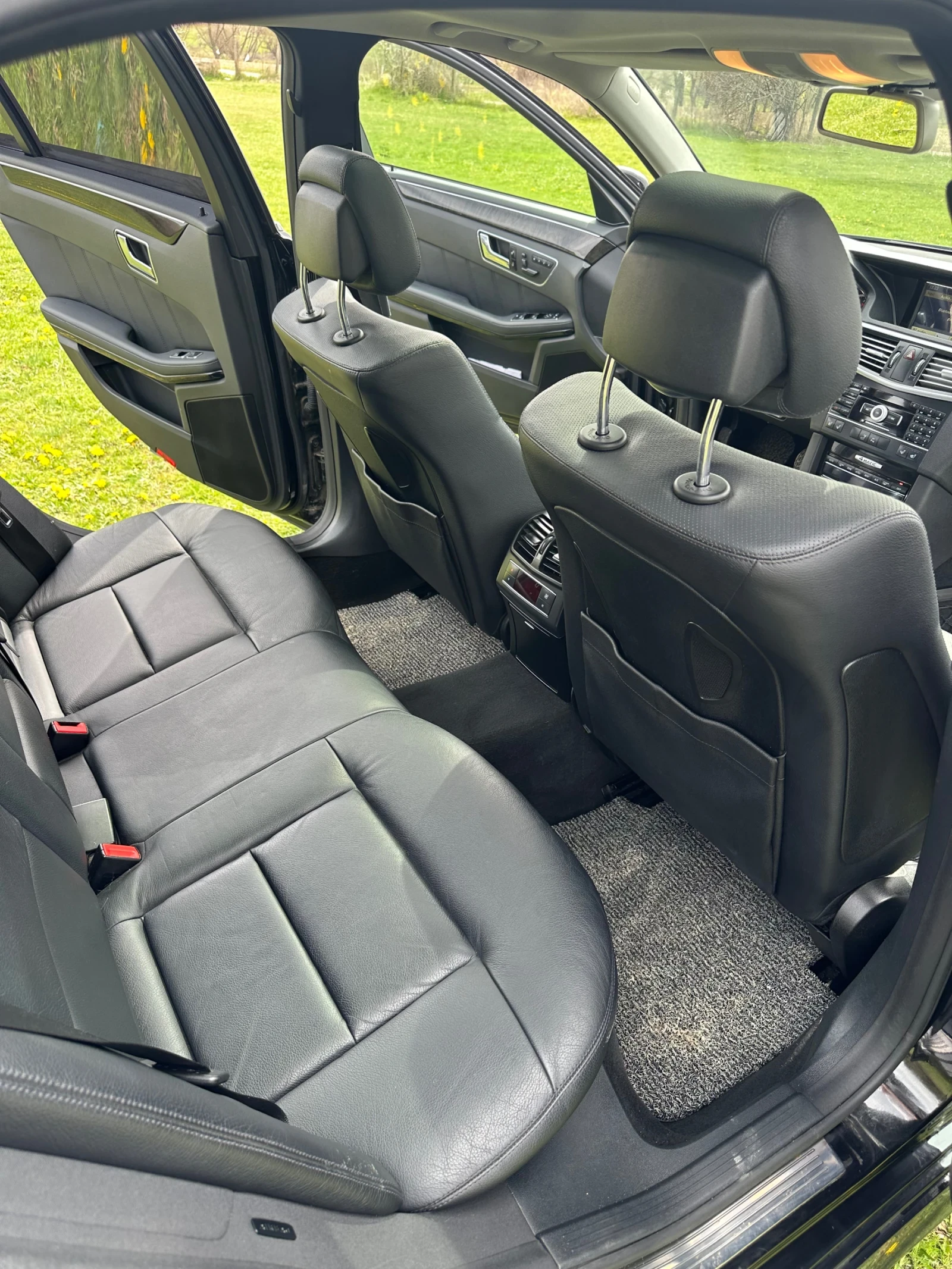 Mercedes-Benz E 350, снимка 5 - Автомобили и джипове - 54371581