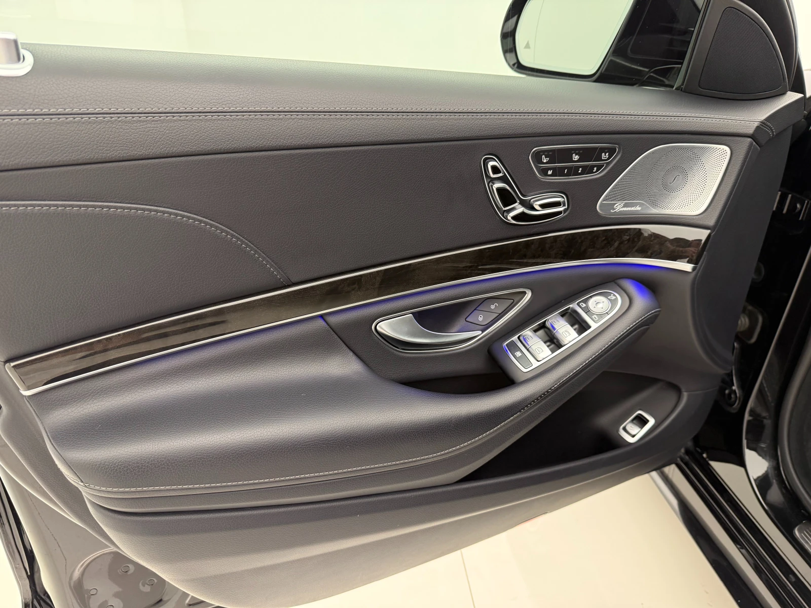 Mercedes-Benz S 400 4MATIC\Sedan\Burm\AMG, снимка 13 - Автомобили и джипове - 54765485