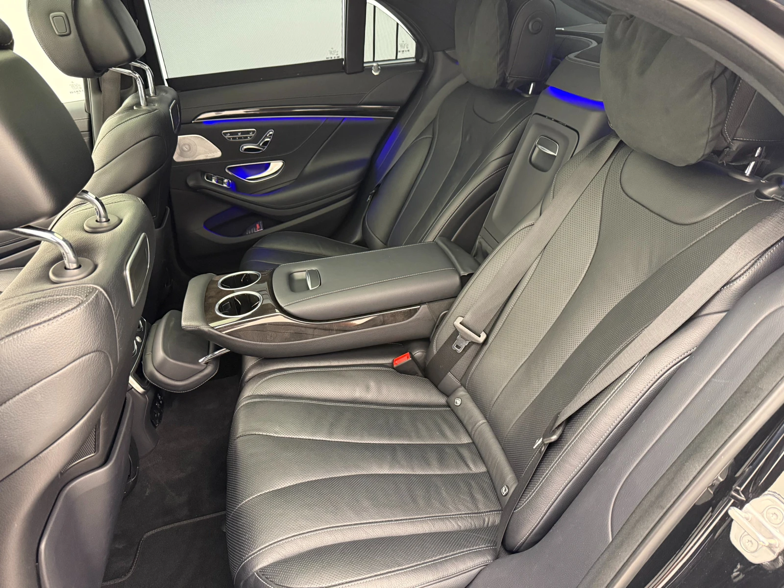 Mercedes-Benz S 400 4MATIC\Sedan\Burm\AMG, снимка 14 - Автомобили и джипове - 54765485
