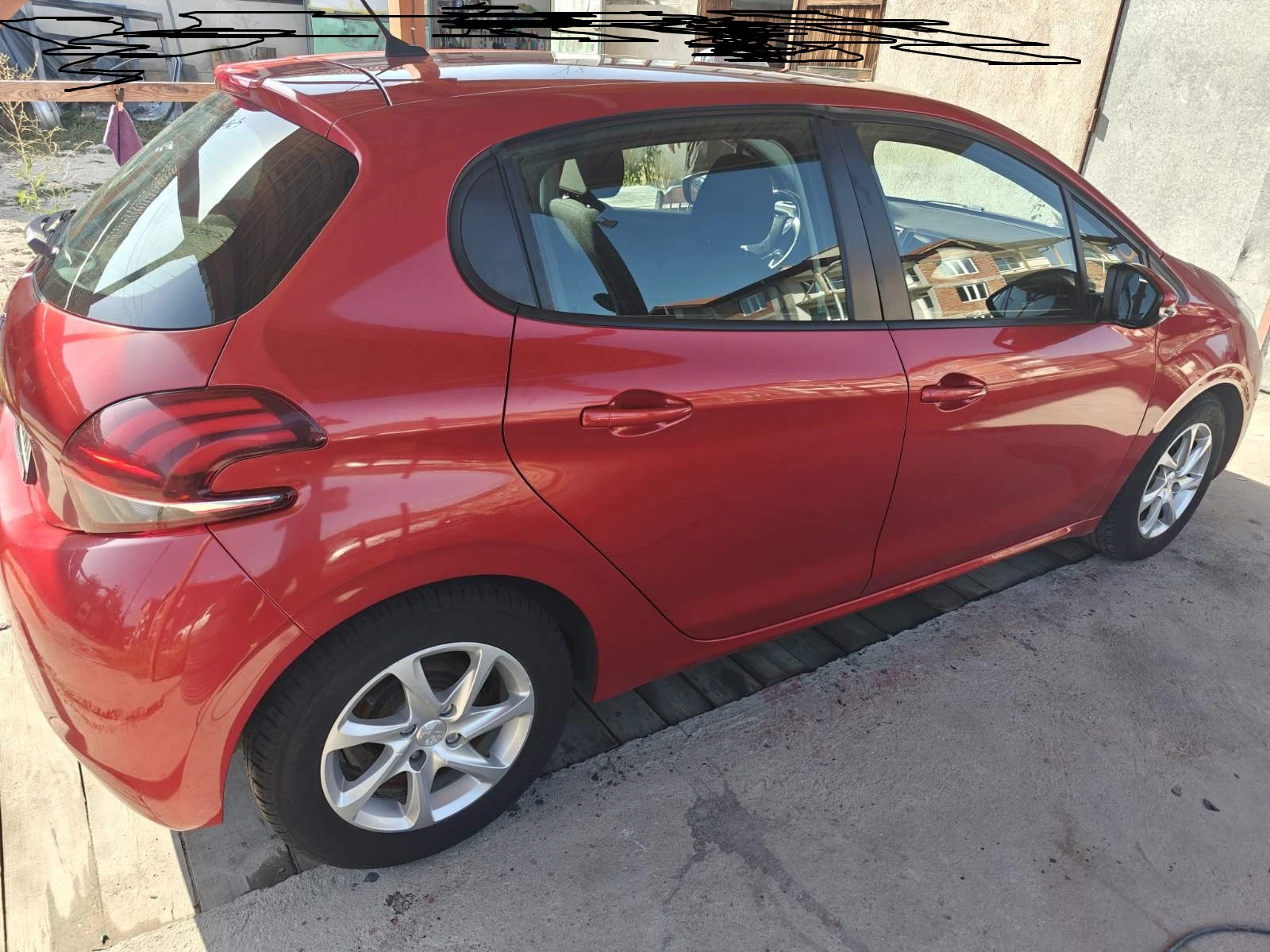 Peugeot 208 1.2, снимка 4 - Автомобили и джипове - 55648038