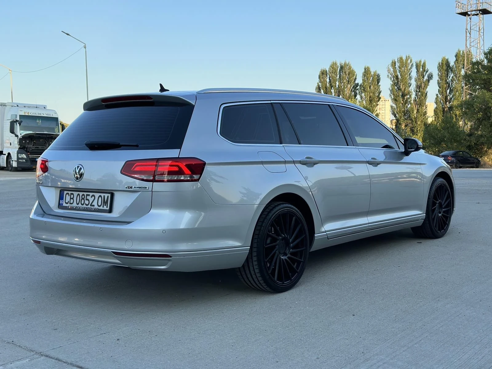 VW Passat, снимка 6 - Автомобили и джипове - 55771834