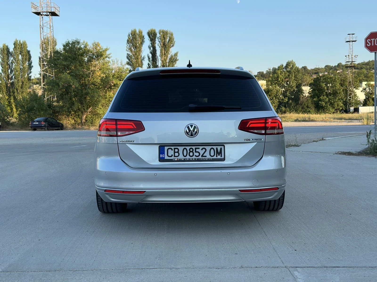 VW Passat, снимка 5 - Автомобили и джипове - 55771834