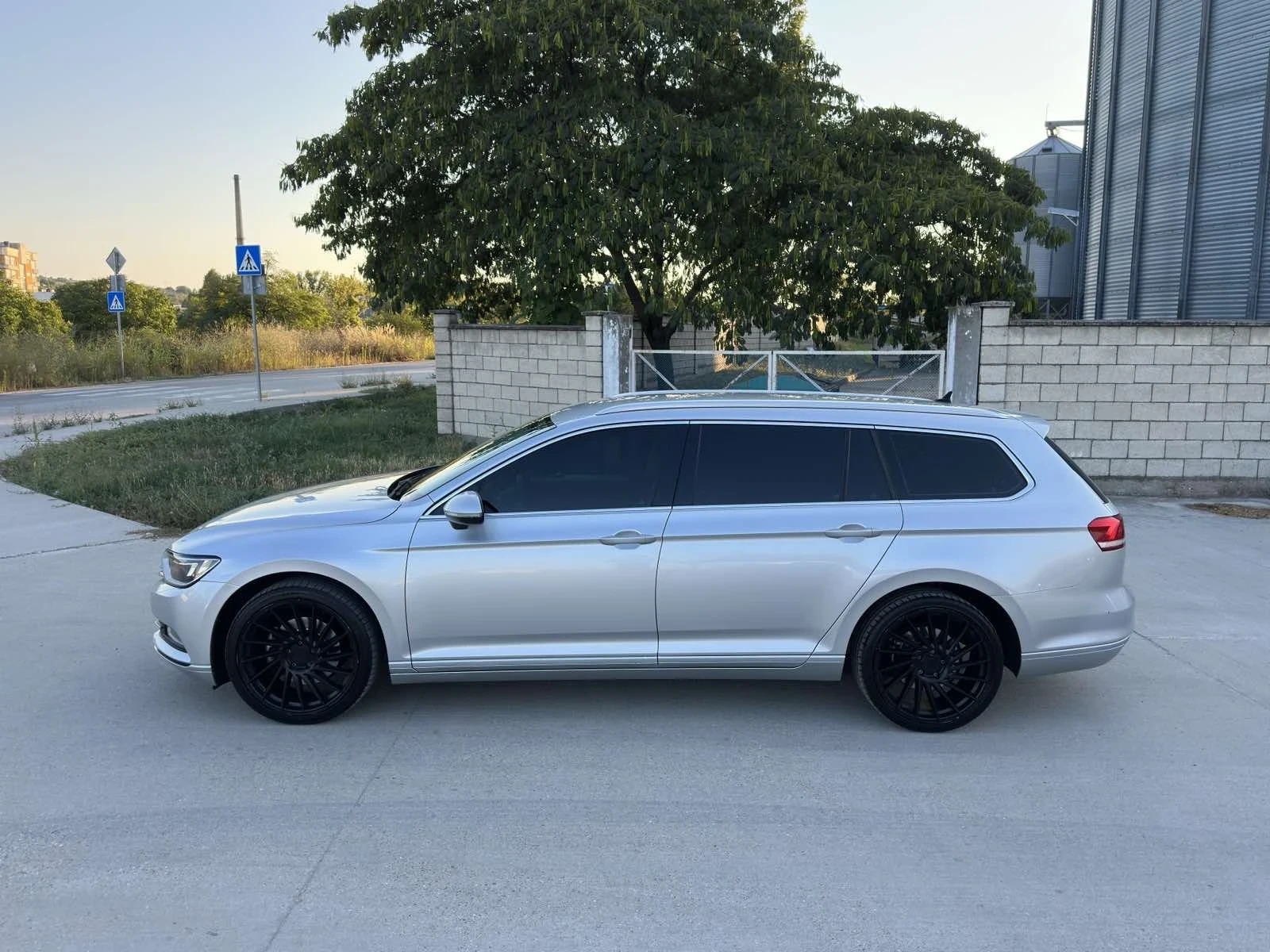 VW Passat, снимка 9 - Автомобили и джипове - 55771834