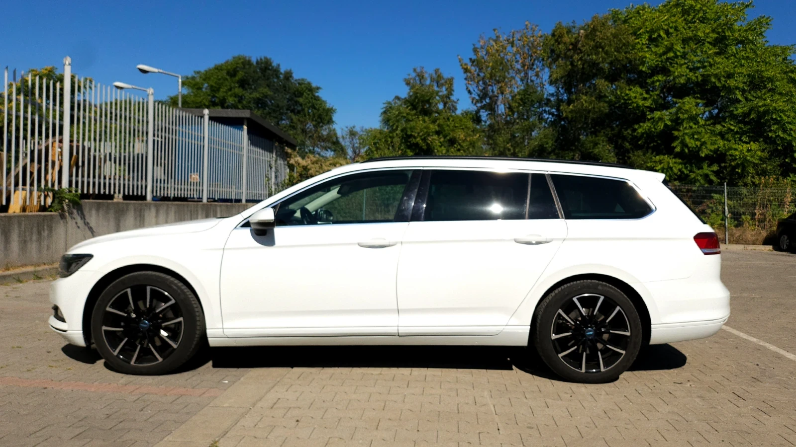 VW Passat, снимка 3 - Автомобили и джипове - 55958759