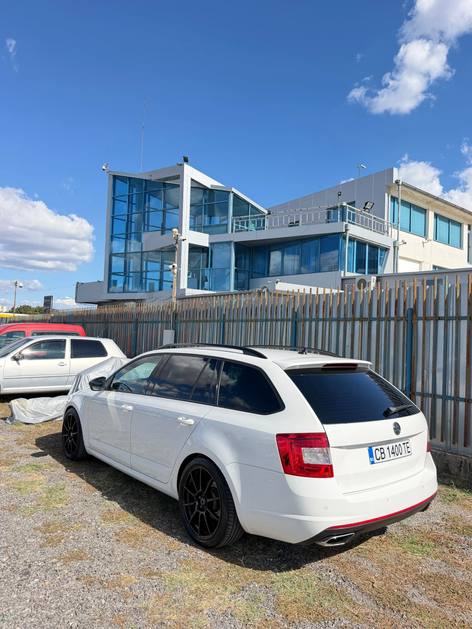 Skoda Octavia VRS/Challenge/2.0TSi/Keyless, снимка 2 - Автомобили и джипове - 56248997
