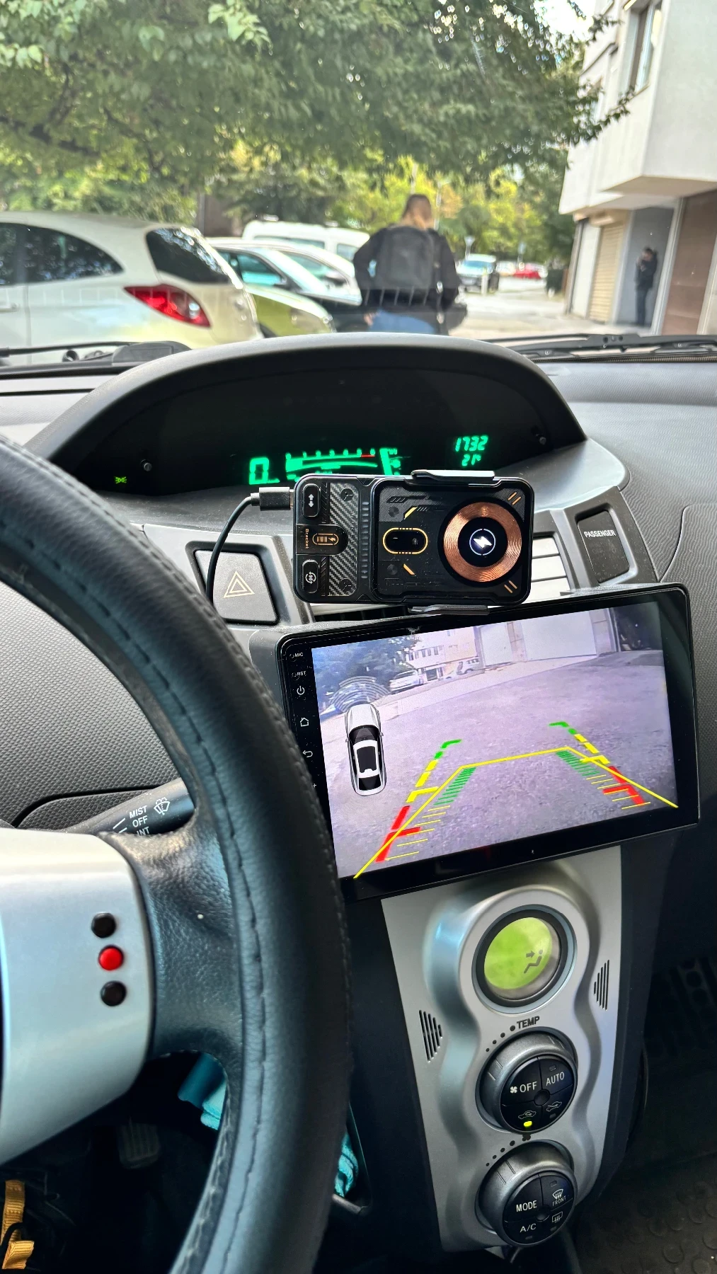 Toyota Yaris, снимка 6 - Автомобили и джипове - 56261141
