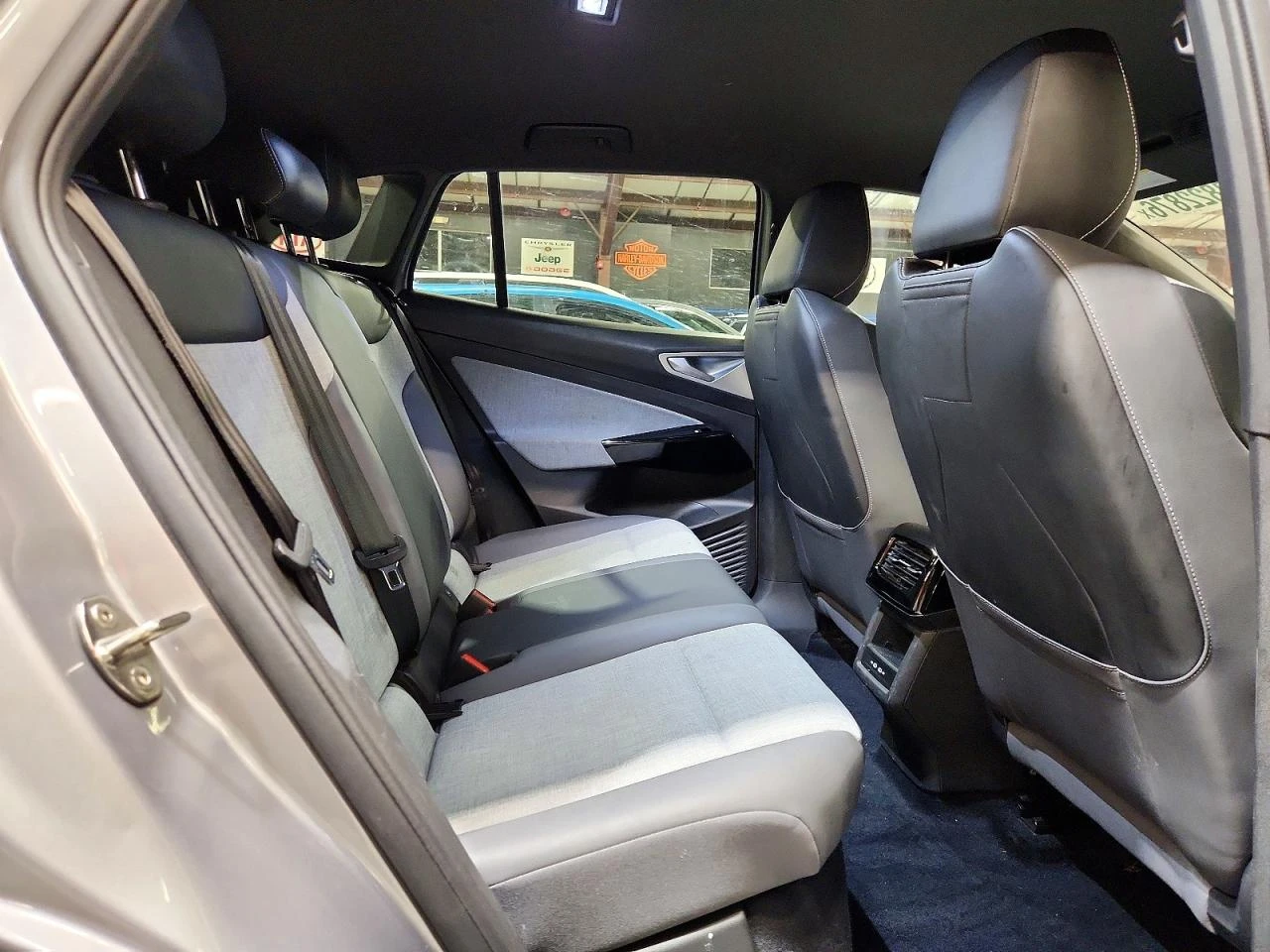 VW ID.4 PRO / RWD / LONG RANGE / ТЪРГ 05.11. 17:00, снимка 11 - Автомобили и джипове - 56742845