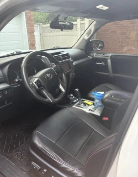 Toyota 4runner SR5 | Черен салон | Без инциденти | Без Ръжда | , снимка 4