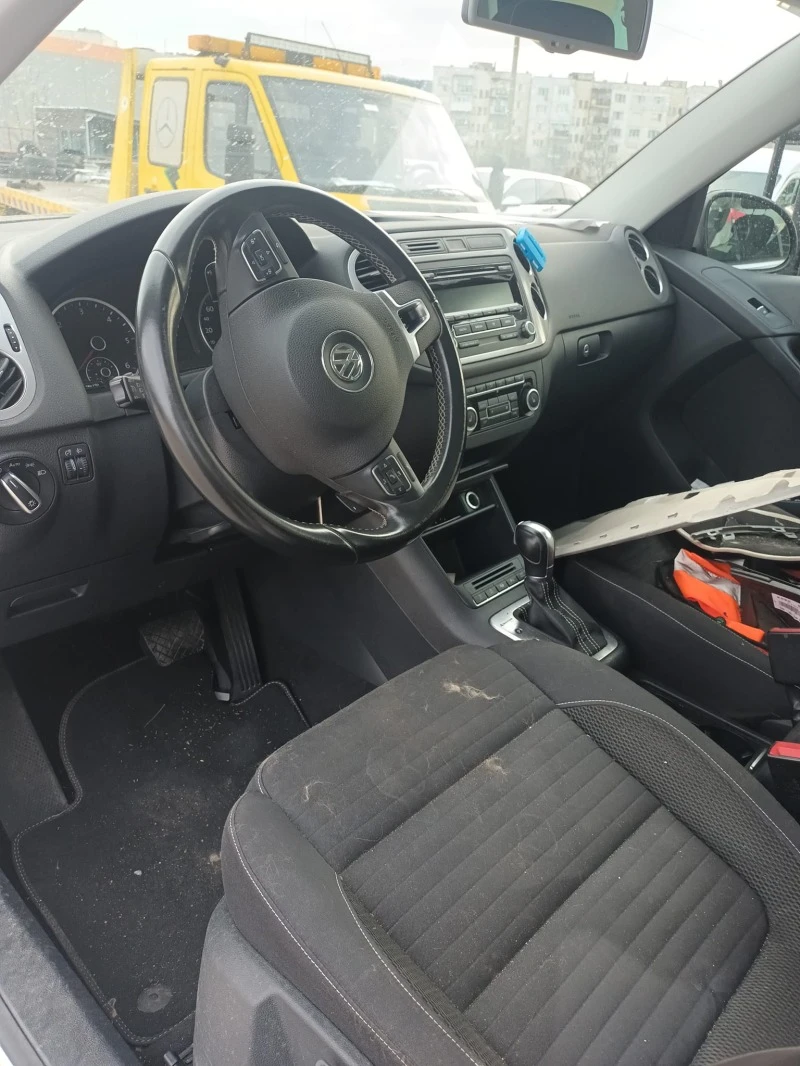 VW Tiguan 2.0d части , снимка 8 - Автомобили и джипове - 15405796