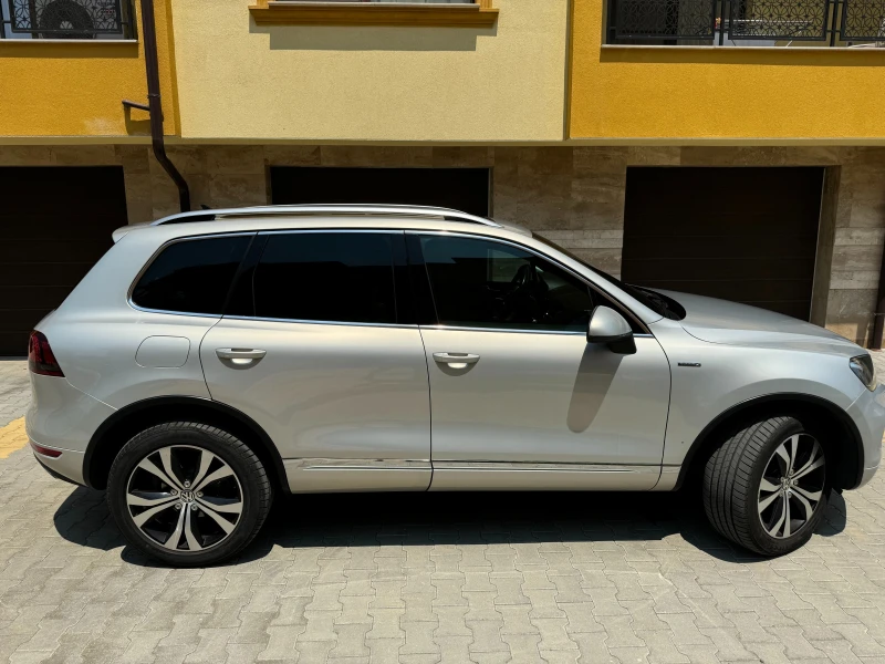 VW Touareg Edition X, снимка 4 - Автомобили и джипове - 53013285