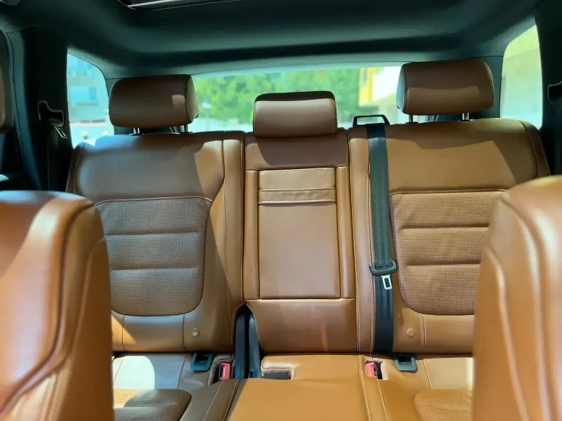 VW Touareg Edition X, снимка 13 - Автомобили и джипове - 53013285