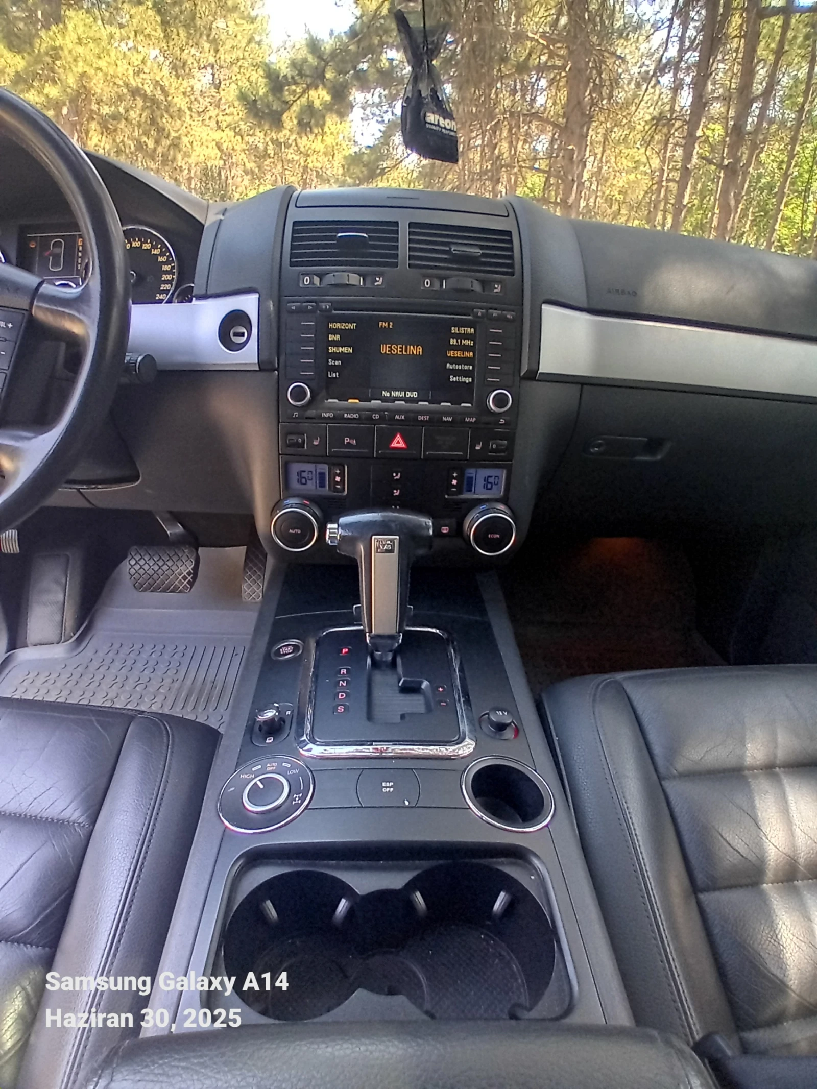 VW Touareg  - изображение 10