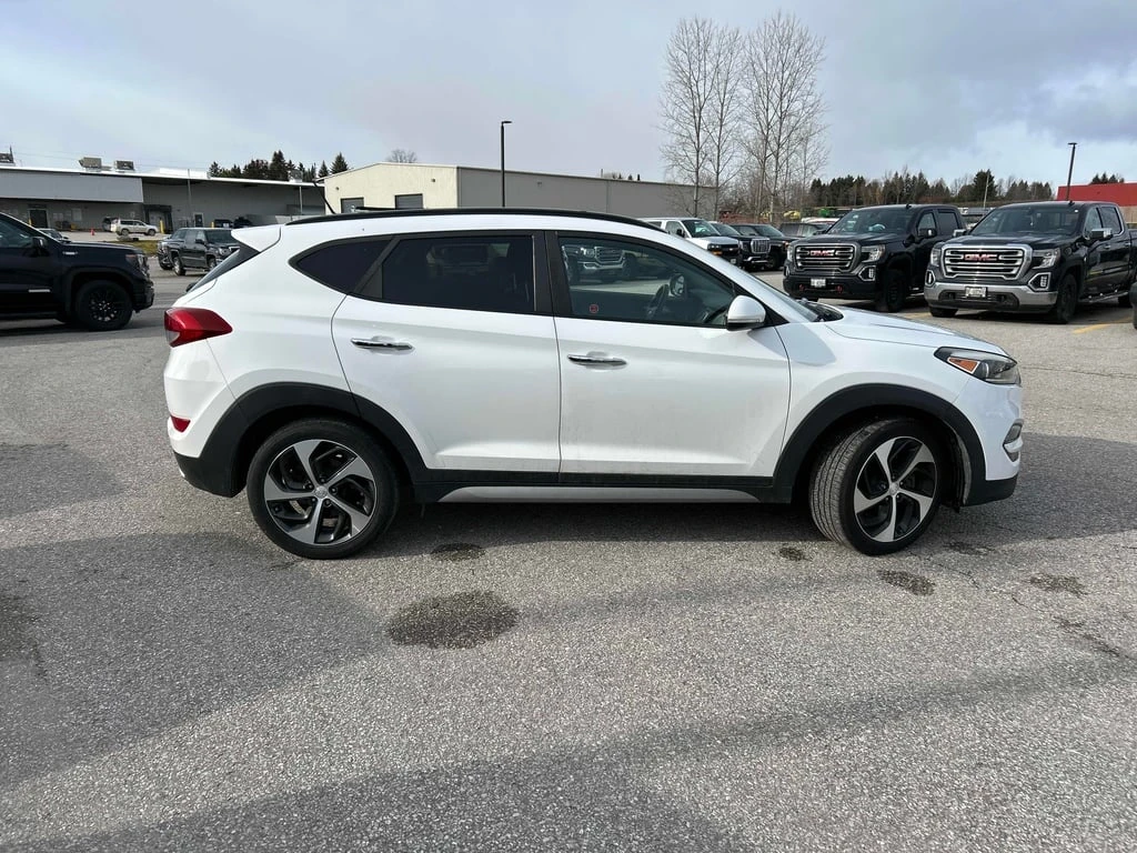 Hyundai Tucson SE 2017 * CARFAX * БЕЗ ПЪРВОНАЧАЛНА ВНОСКА - изображение 4