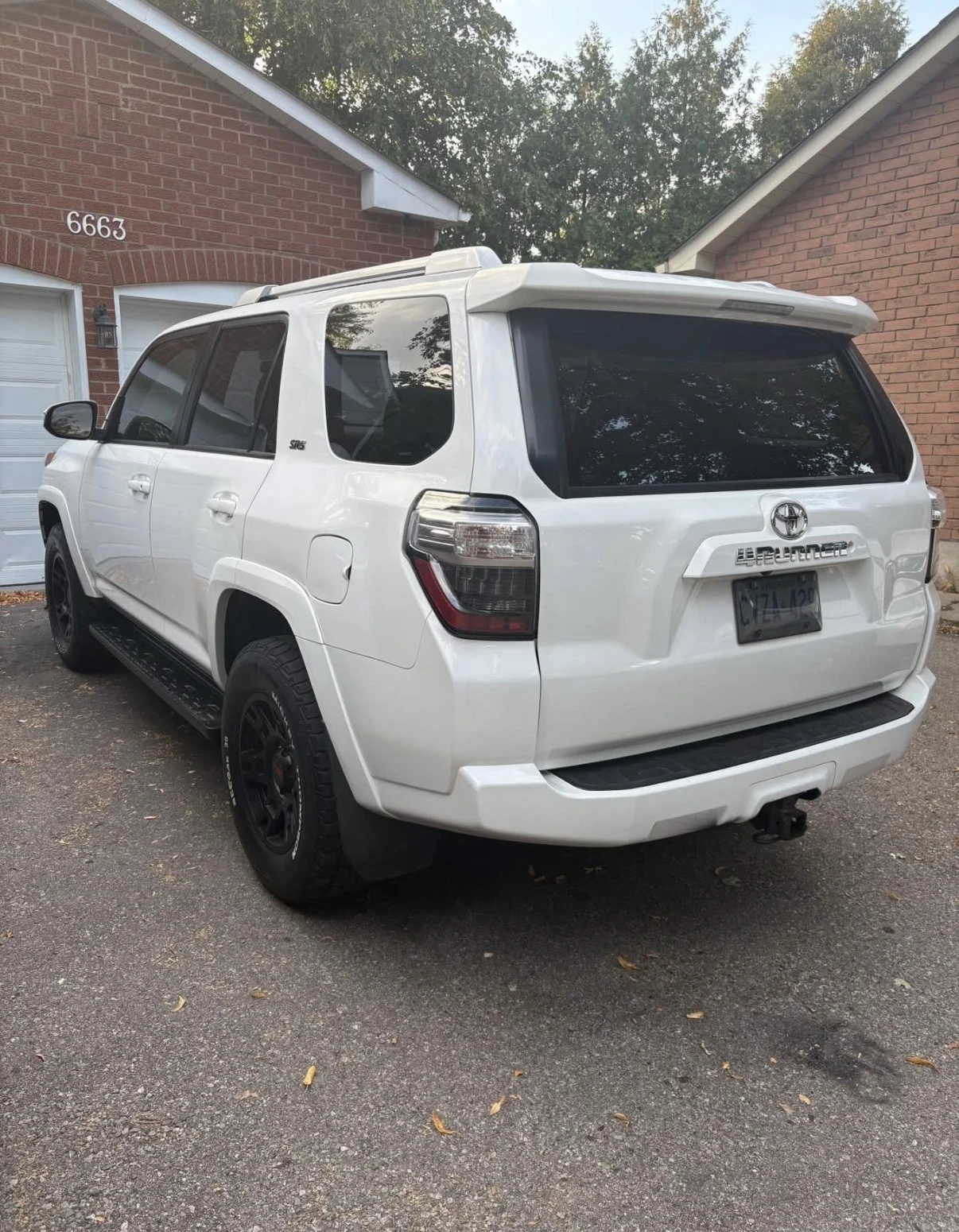 Toyota 4runner SR5 | Черен салон | Без инциденти | Без Ръжда |  - изображение 3