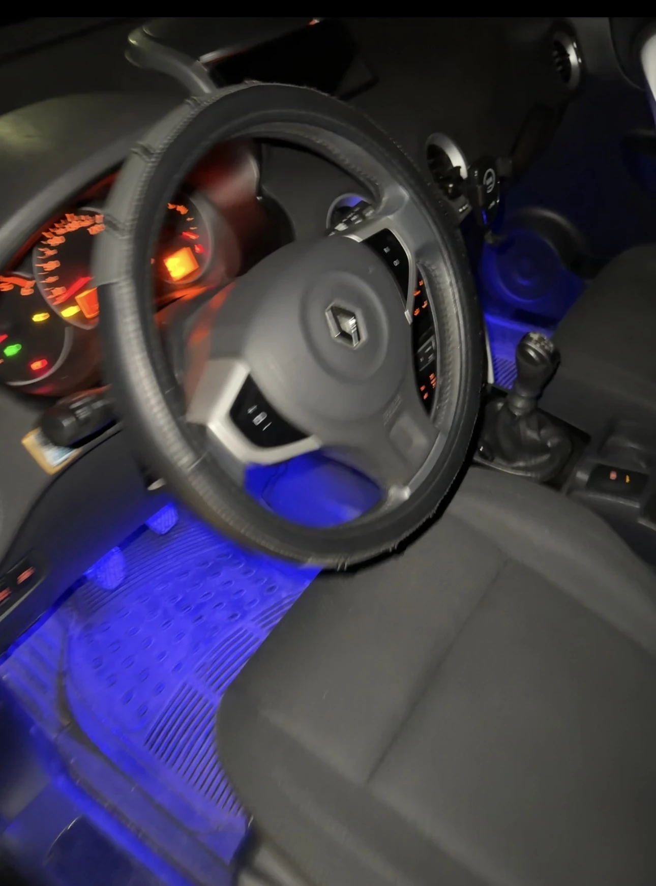 Renault Koleos, снимка 5 - Автомобили и джипове - 53715637