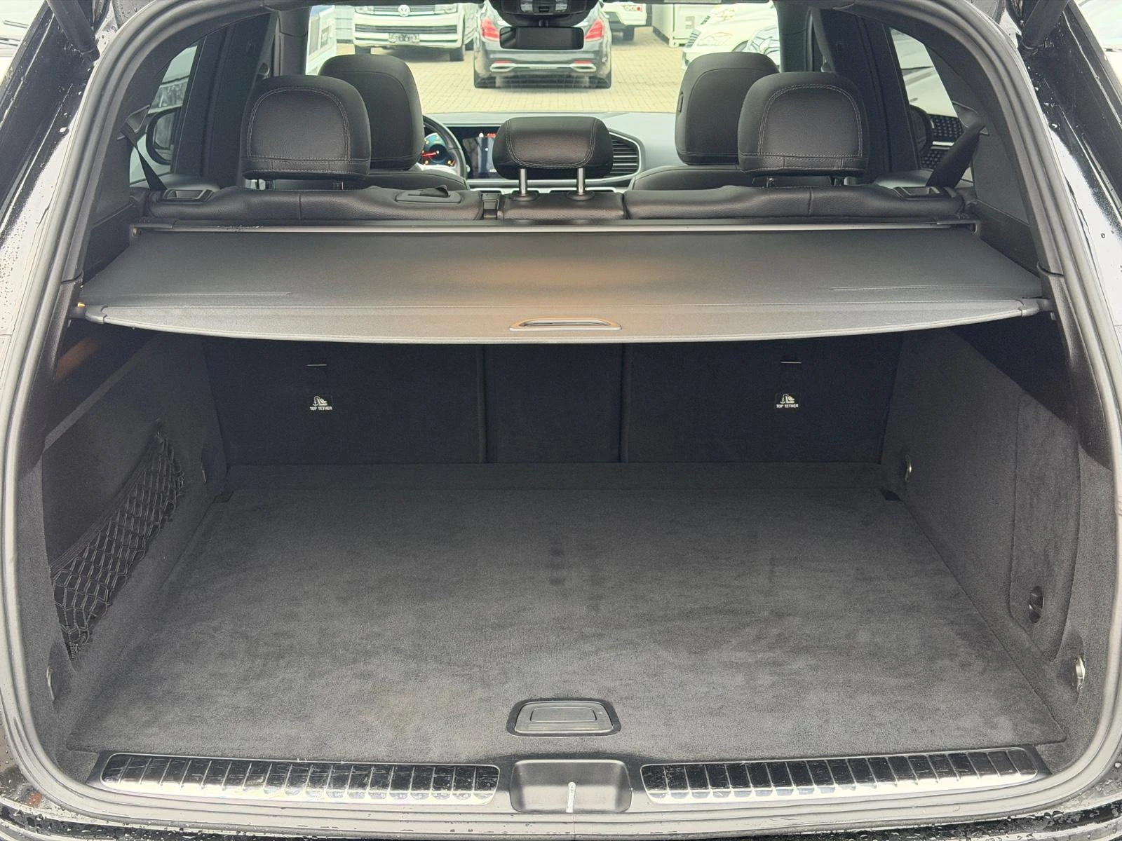 Mercedes-Benz GLE 400 d/4MATIC/330HP/AMG/PANO/BURM/AHK/360/LED/956g, снимка 12 - Автомобили и джипове - 53911963