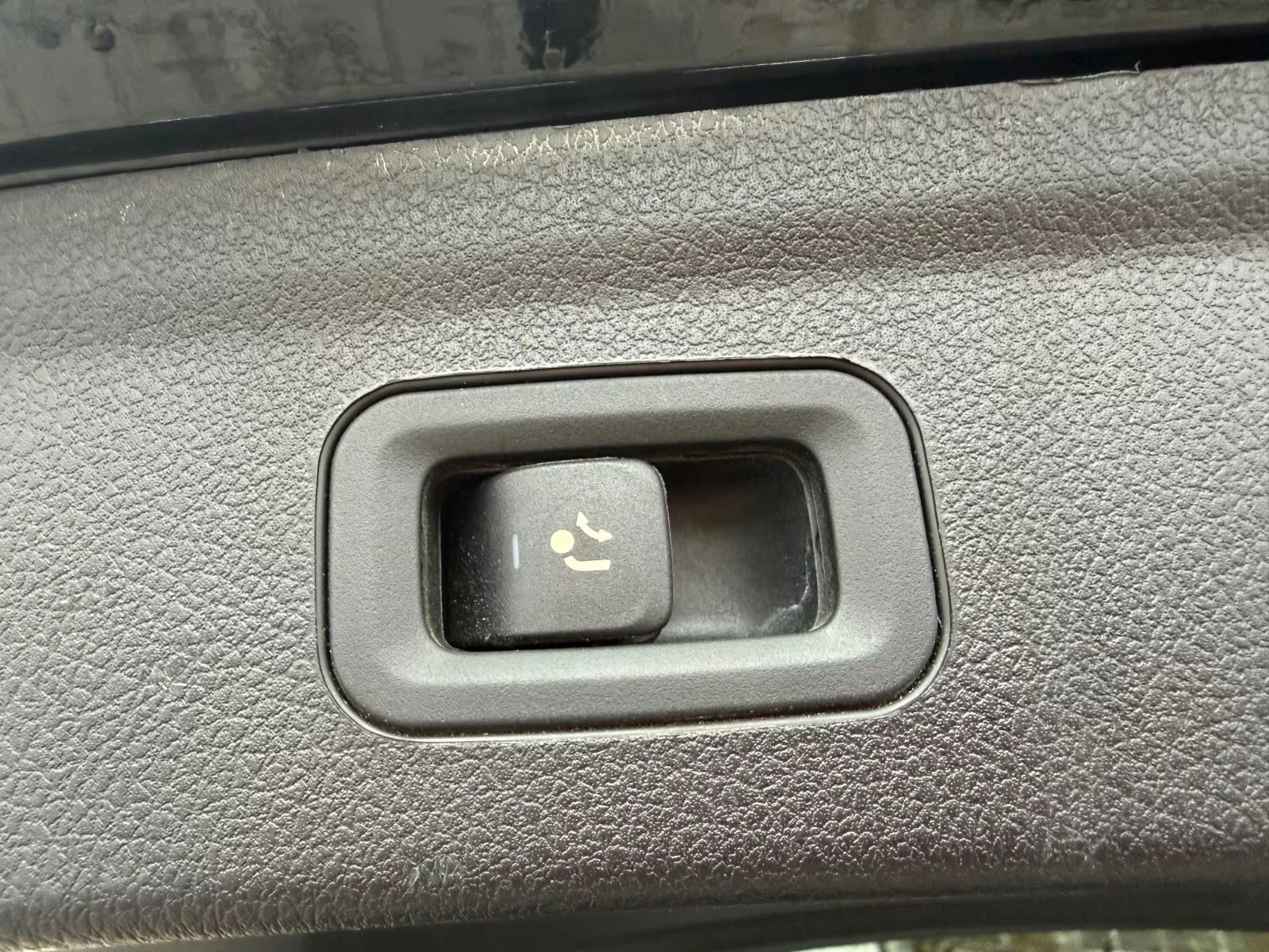 Mercedes-Benz GLE 400 d/4MATIC/330HP/AMG/PANO/BURM/AHK/360/LED/956g, снимка 11 - Автомобили и джипове - 53911963