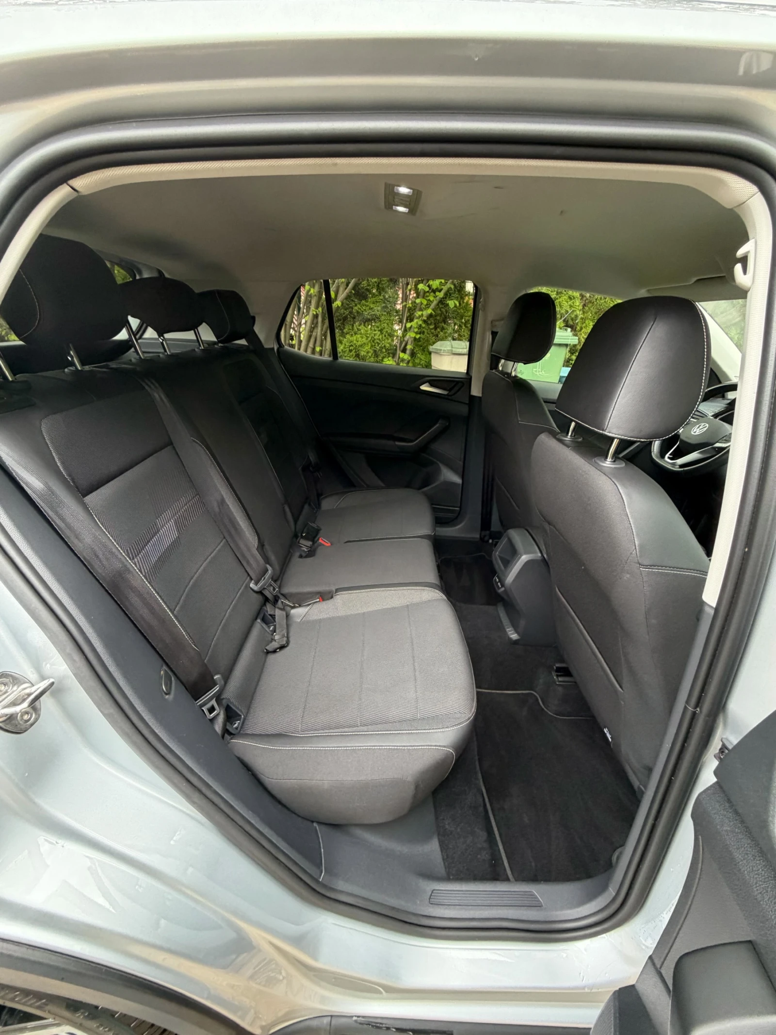 VW T-Cross 1.5 TSI 150 к.с DSG7, снимка 6 - Автомобили и джипове - 54429546
