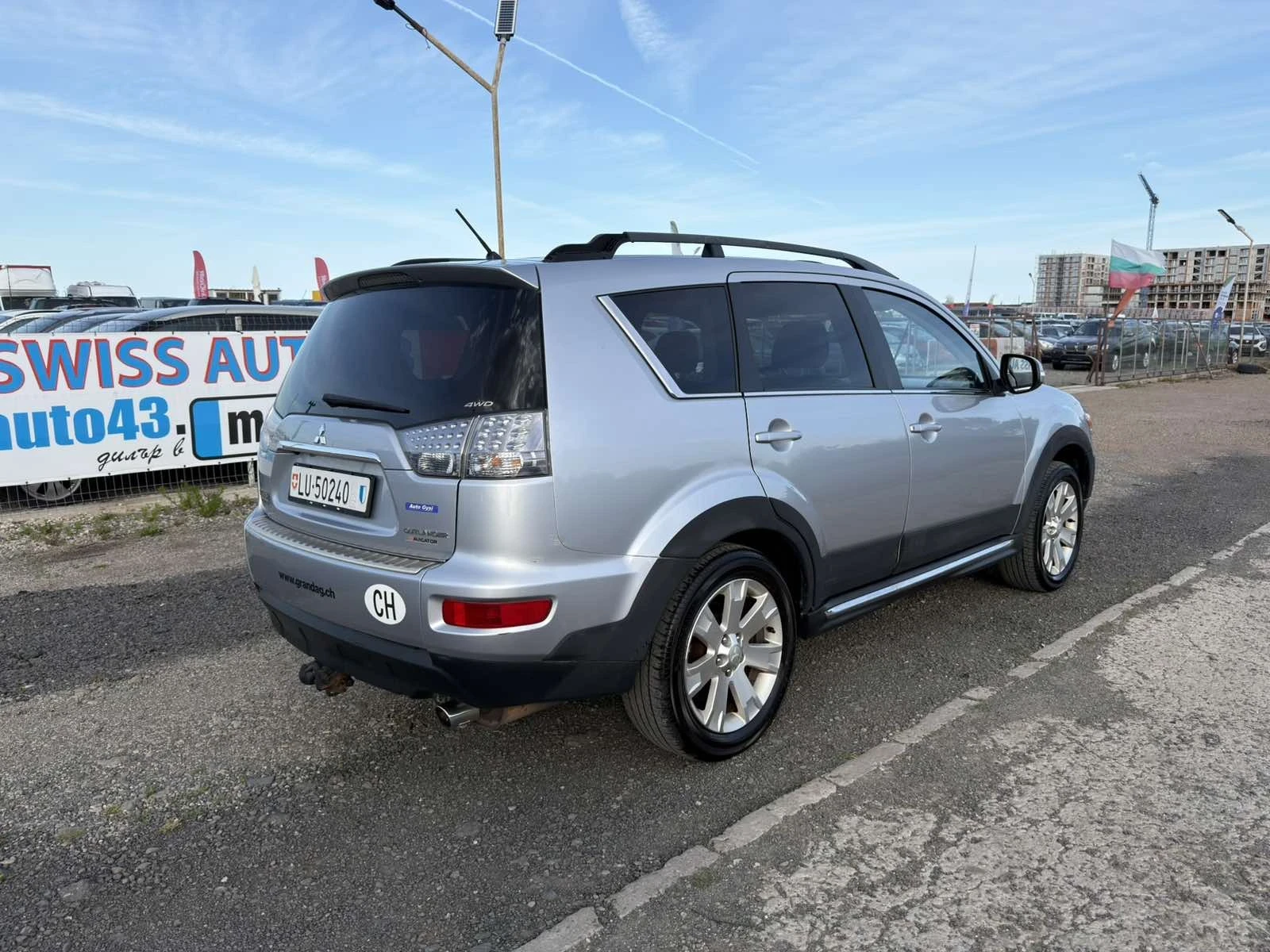 Mitsubishi Outlander 2.4i FACE Automat 4x4, снимка 5 - Автомобили и джипове - 54673488