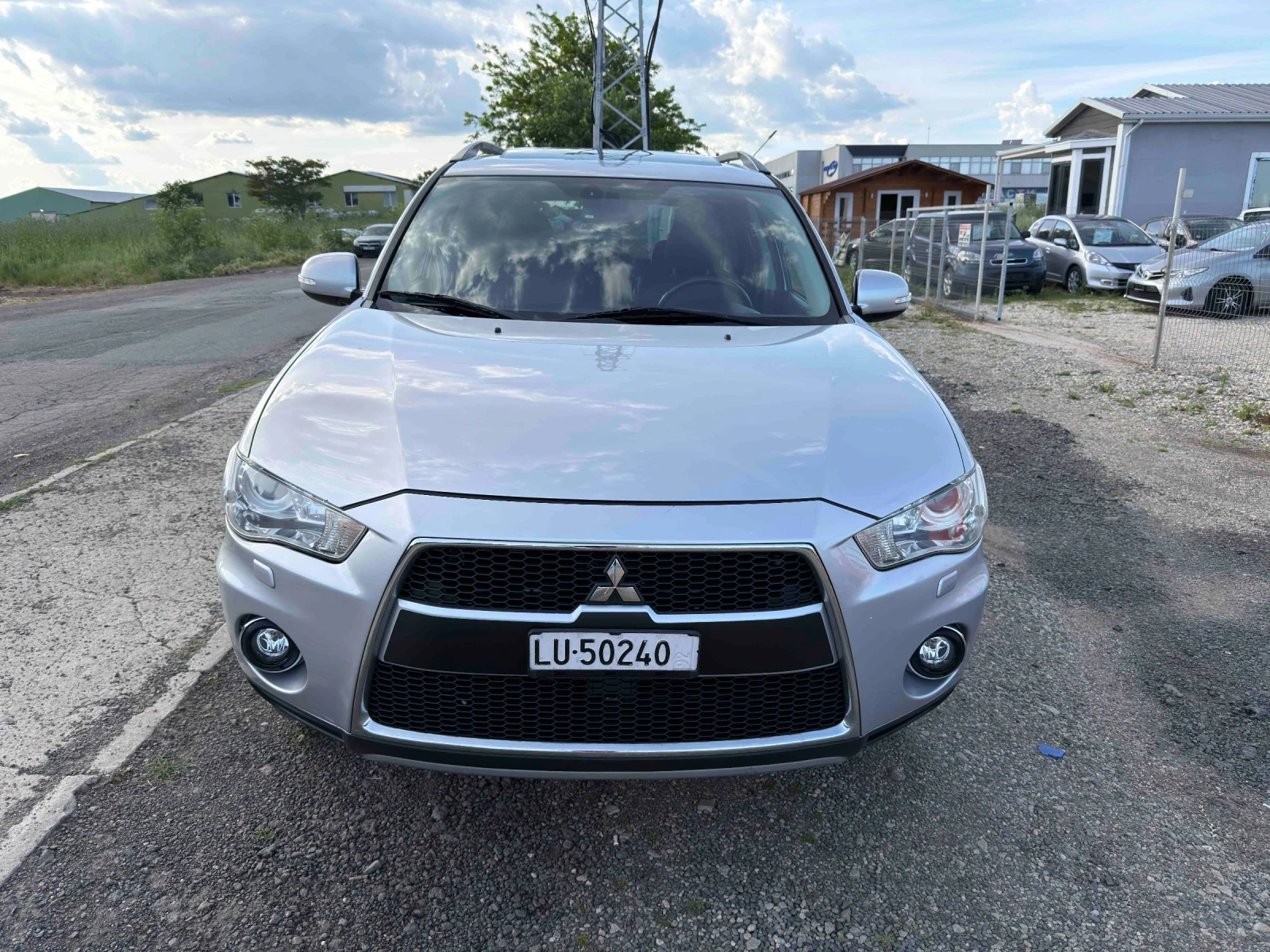 Mitsubishi Outlander 2.4i FACE Automat 4x4, снимка 3 - Автомобили и джипове - 54673488