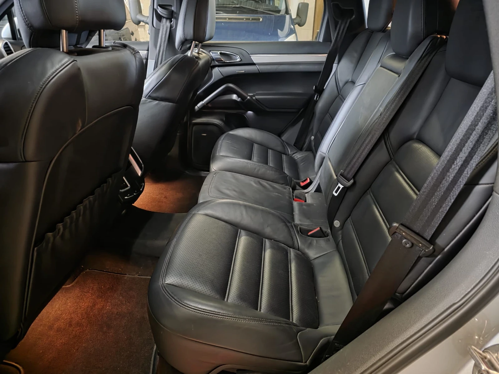 Porsche Cayenne, снимка 11 - Автомобили и джипове - 55015283