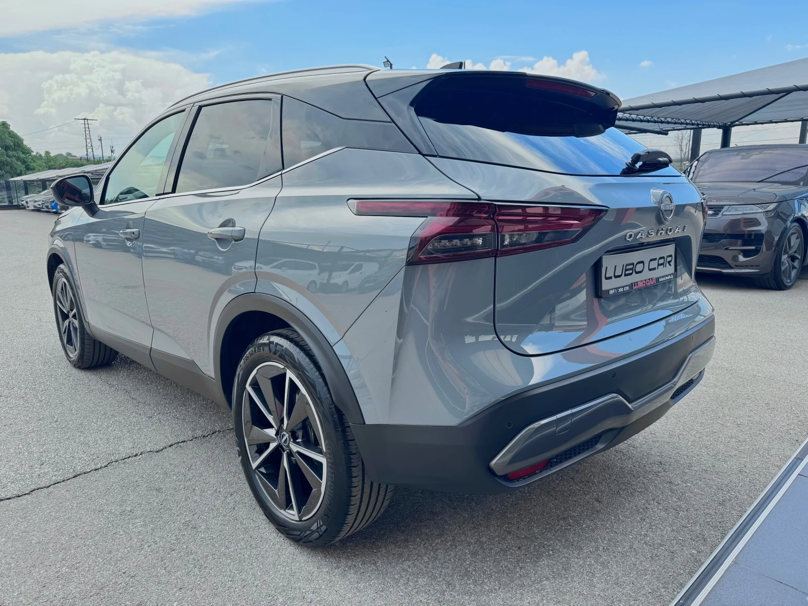 Nissan Qashqai TECNA* HEAD UP* BLIND SPOT* PANO* 360cam* КАТО НОВ, снимка 3 - Автомобили и джипове - 55103762