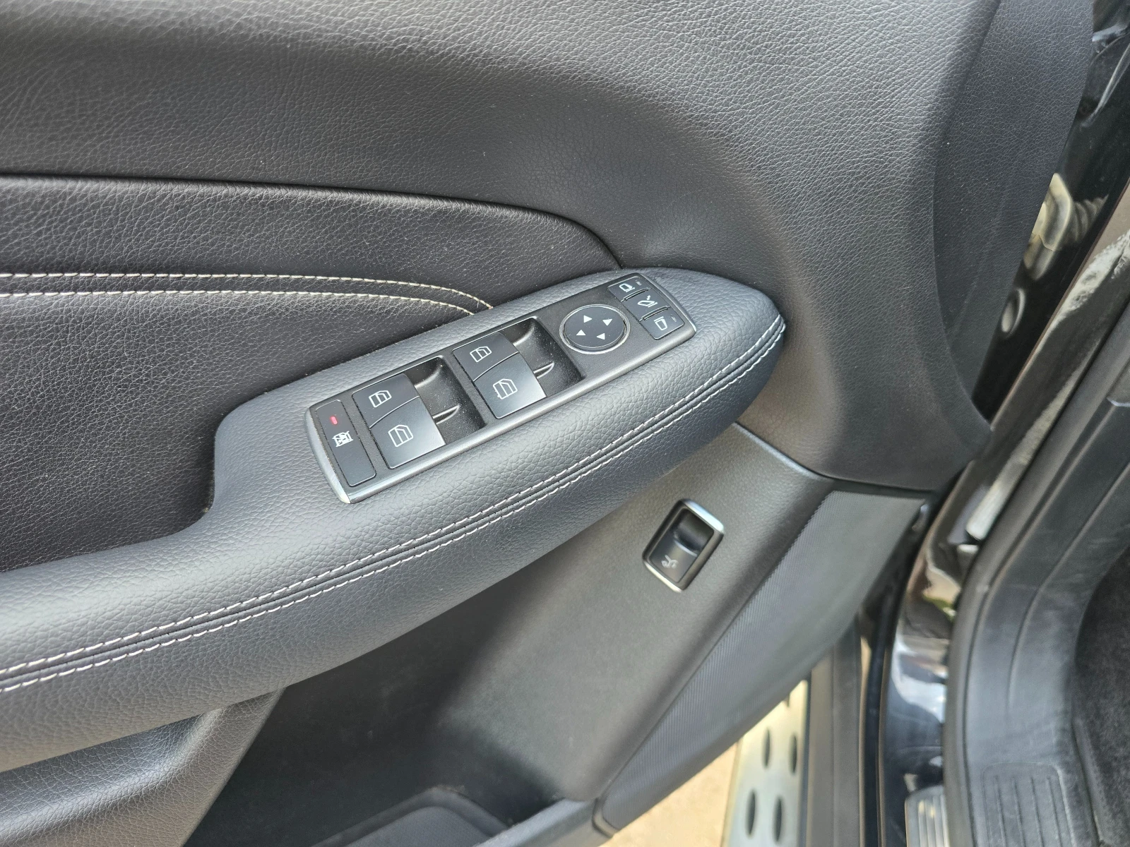 Mercedes-Benz ML 350 CDI AMG LINE ЛИЗИНГ, снимка 9 - Автомобили и джипове - 55625283