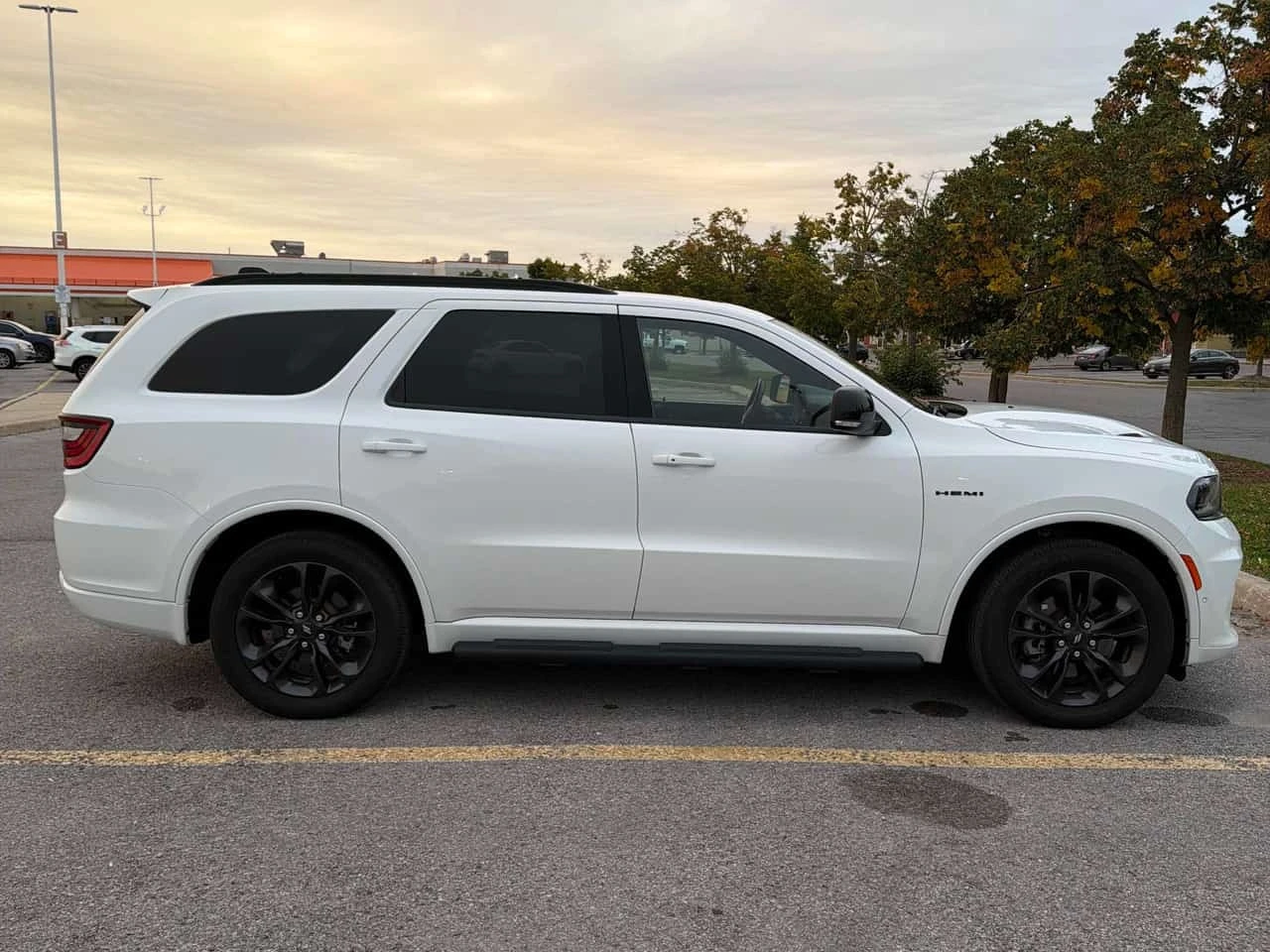 Dodge Durango * R/T Plus AWD * АВТОКРЕДИТ* , снимка 3 - Автомобили и джипове - 56251507