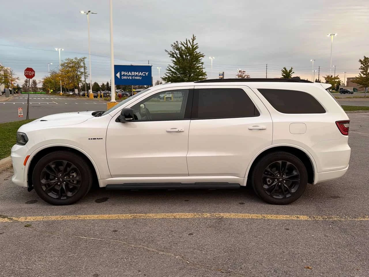 Dodge Durango * R/T Plus AWD * АВТОКРЕДИТ* , снимка 2 - Автомобили и джипове - 56251507
