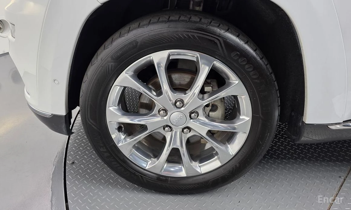 Jeep Grand cherokee, снимка 5 - Автомобили и джипове - 56459902