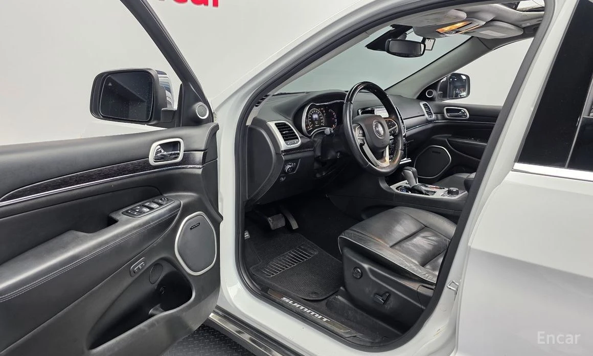 Jeep Grand cherokee, снимка 10 - Автомобили и джипове - 56459902