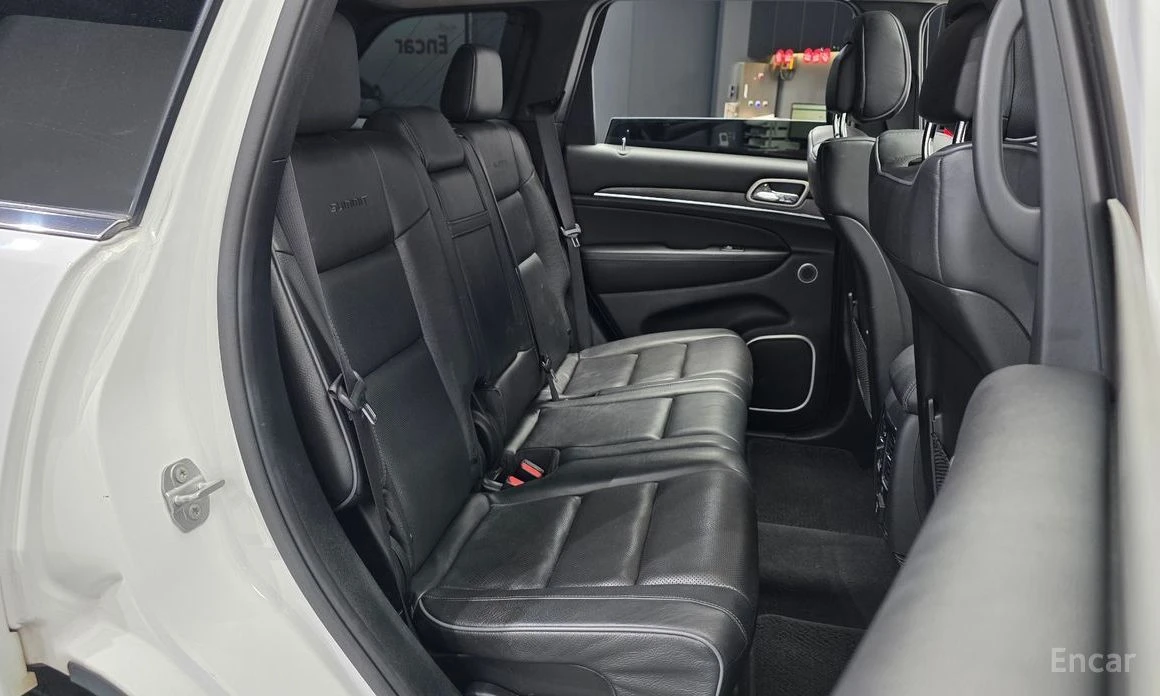 Jeep Grand cherokee, снимка 12 - Автомобили и джипове - 56459902