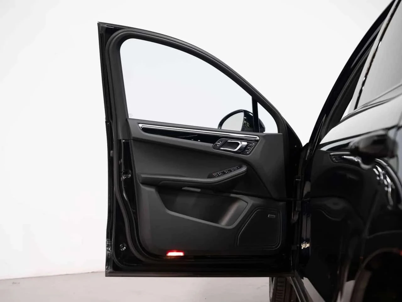 Porsche Macan, снимка 9 - Автомобили и джипове - 56716733