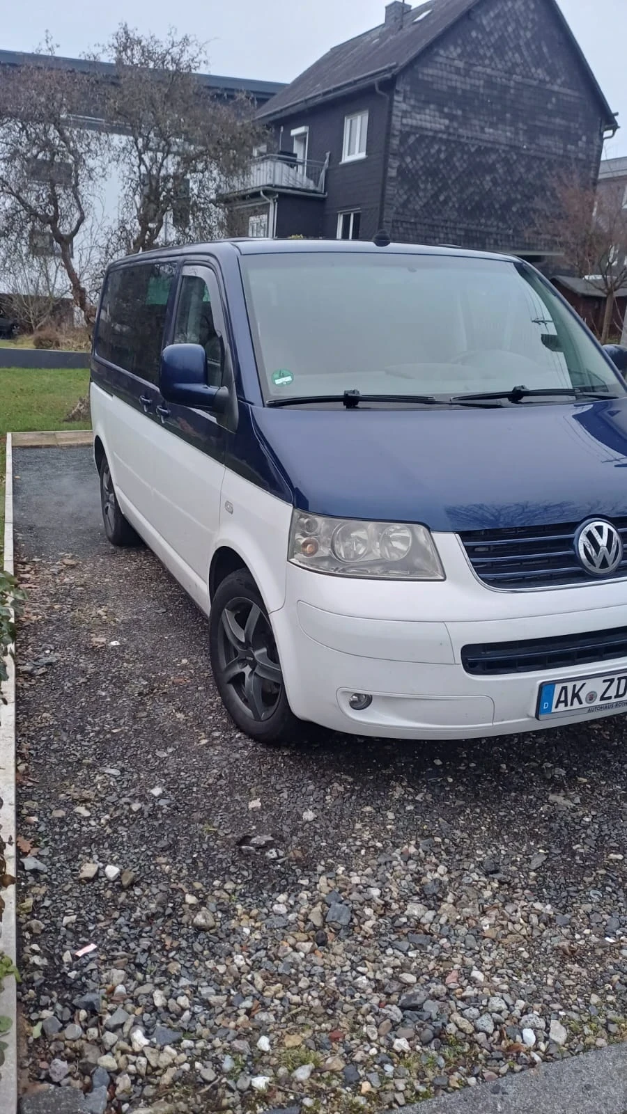 VW T5 Multivan 2.5Navi, снимка 2 - Бусове и автобуси - 53898547
