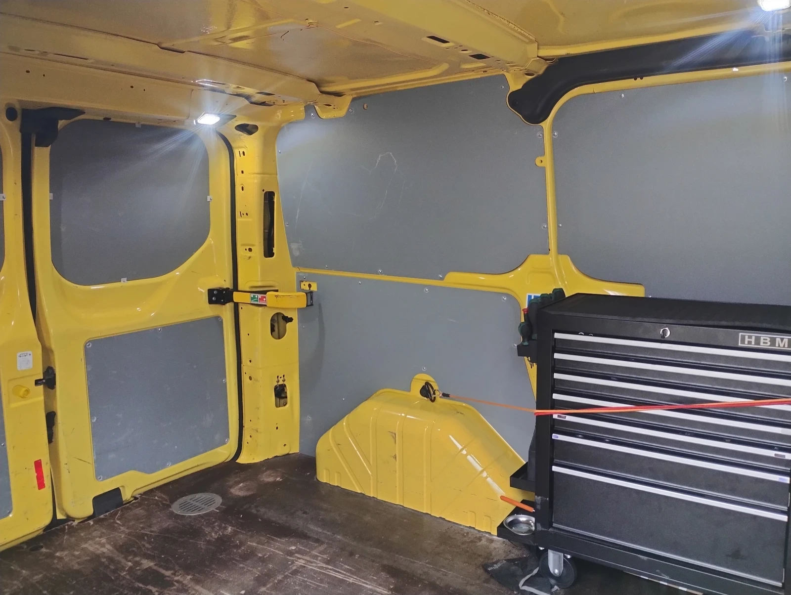 Ford Transit Custom, снимка 3 - Бусове и автобуси - 53927617