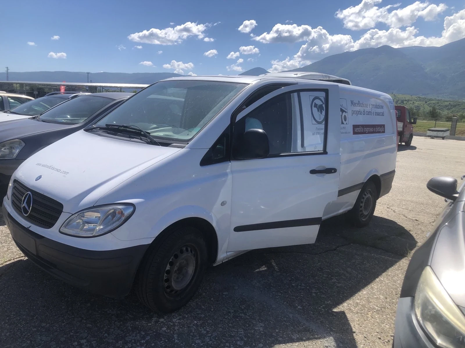 Mercedes-Benz V 220, снимка 4 - Бусове и автобуси - 54691729