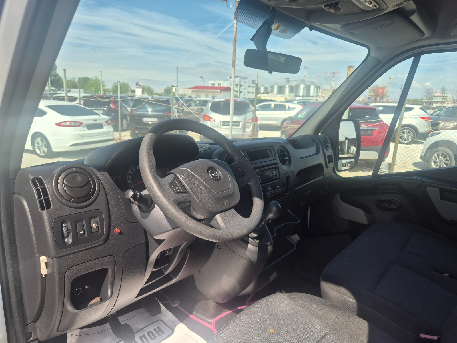 Opel Movano 2018 г 2.3 Д 150 к.с., снимка 15 - Бусове и автобуси - 56081970