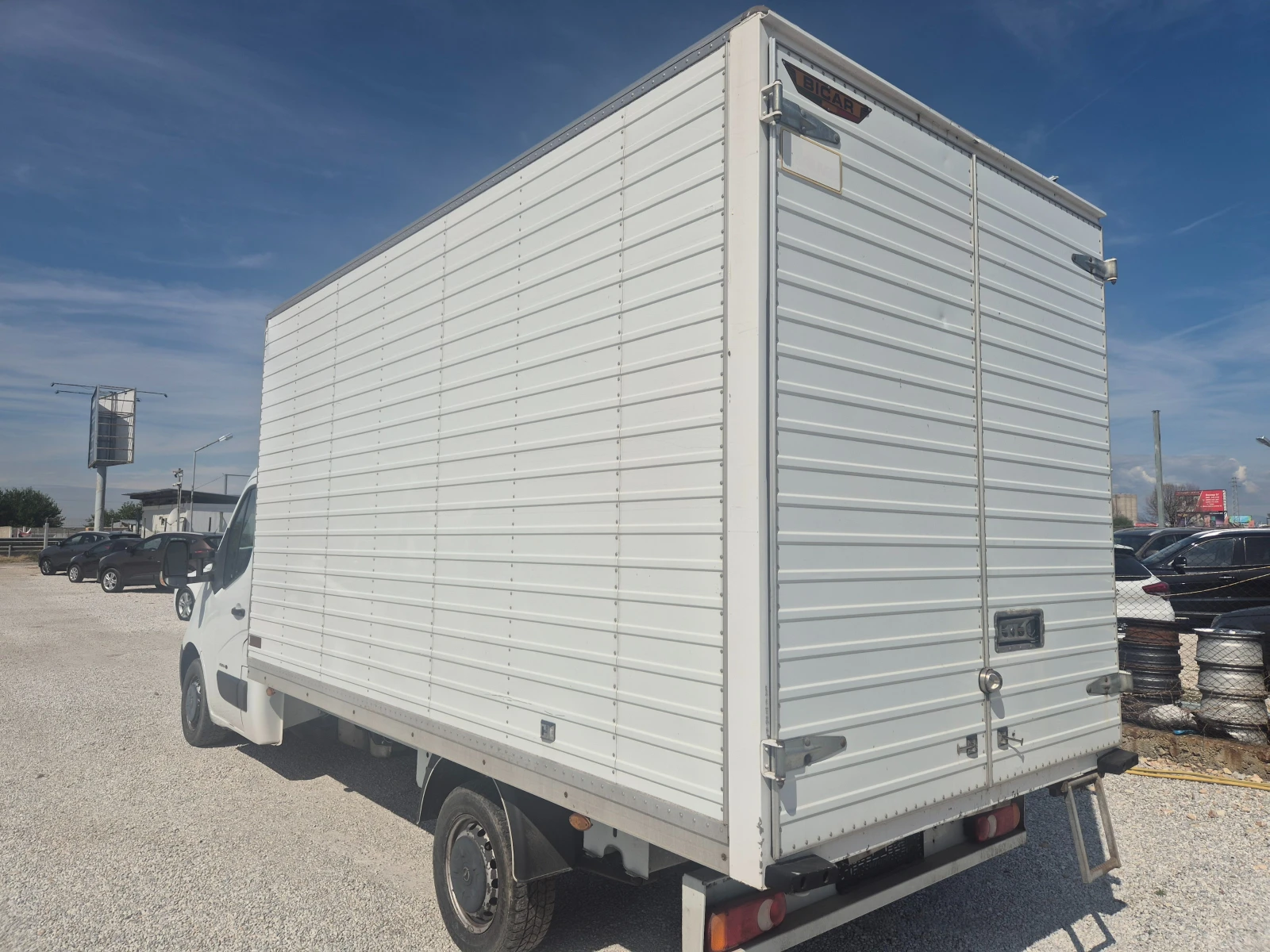 Opel Movano 2018 г 2.3 Д 150 к.с., снимка 8 - Бусове и автобуси - 56081970