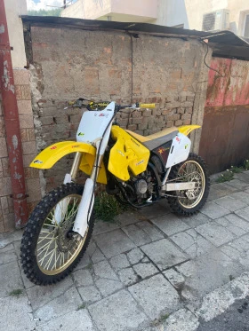     Suzuki Rm