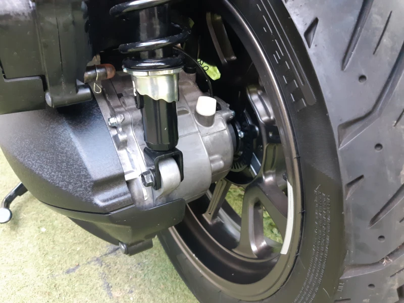 Yamaha Tricity 300i ABS/TCS, снимка 12 - Мотоциклети и мототехника - 52489910