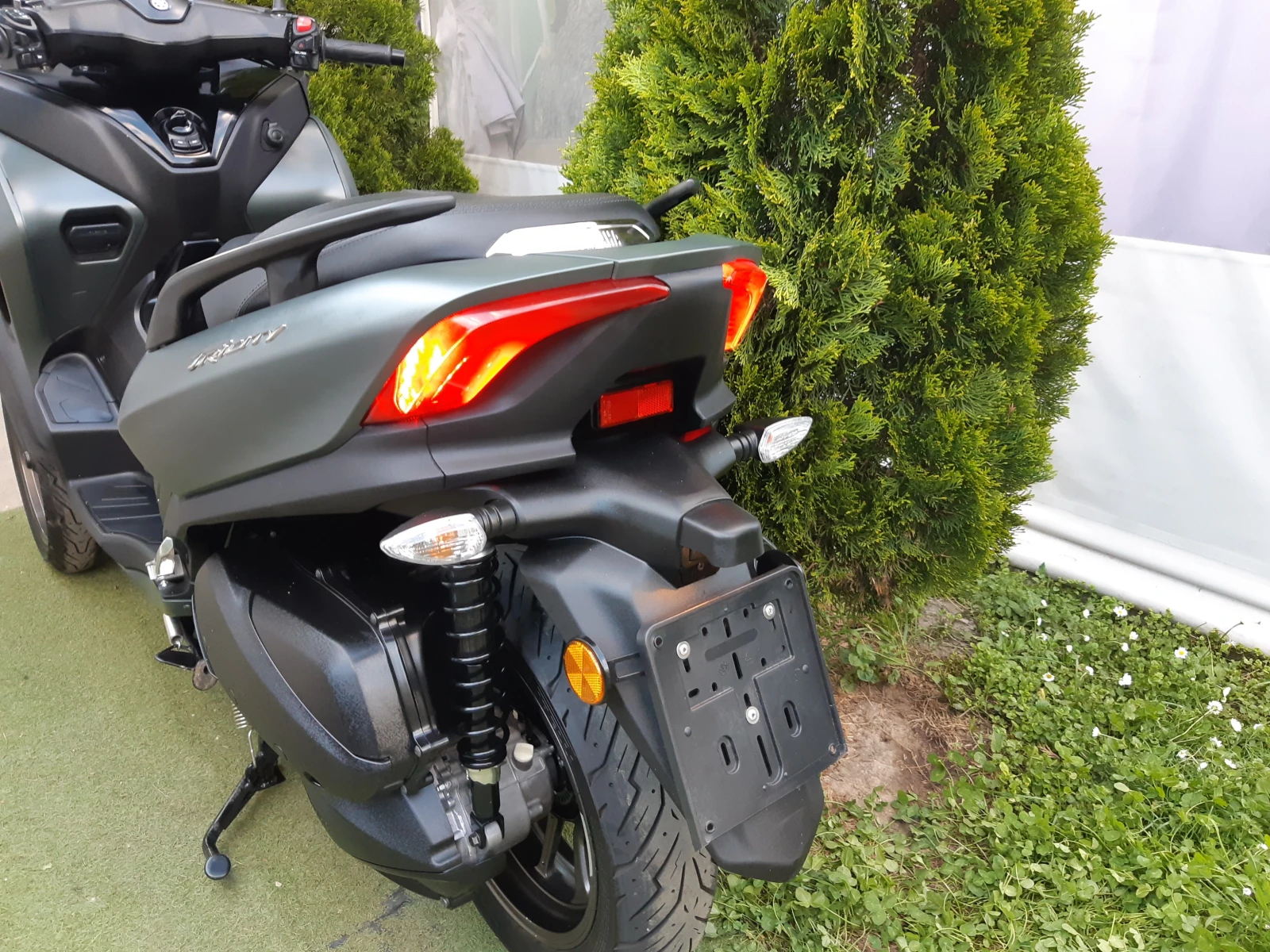 Yamaha Tricity 300i ABS/TCS - изображение 10
