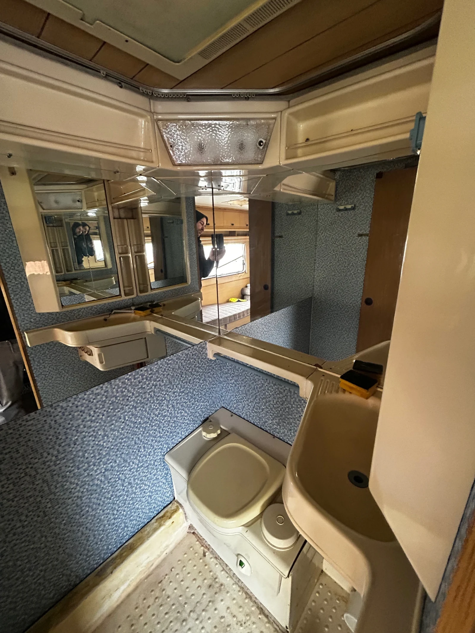 Кемпер Peugeot, снимка 7 - Каравани и кемпери - 53704721