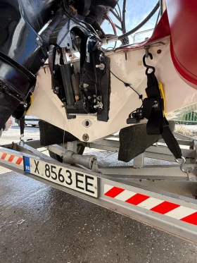 Надуваема лодка Zebec 5.50м, снимка 16