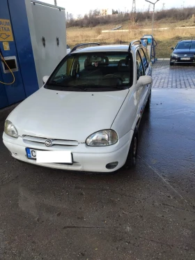     Opel Corsa 1.4 i 16V (90 Hp)