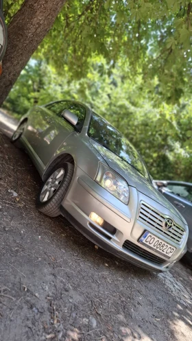 Обява за продажба на Toyota Avensis ~6 900 лв. - изображение 2
